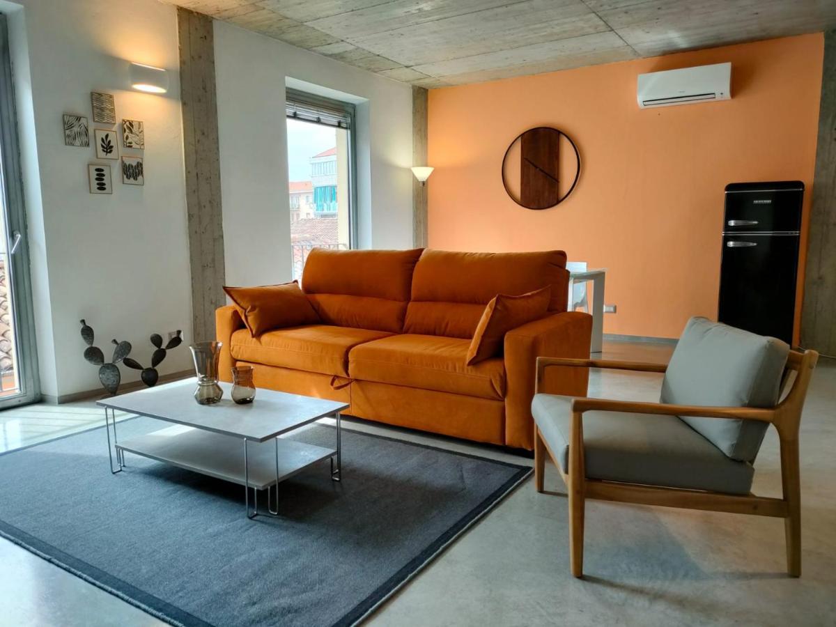 Ferienwohnung Centro Storico Recinto Dei Nobili 3-Private Parking Asti Exterior foto